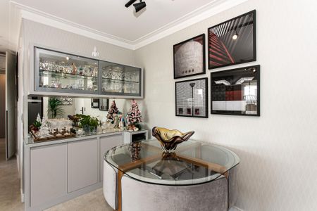 Apartamento à venda com 67m², 1 quarto e 1 vagaSala