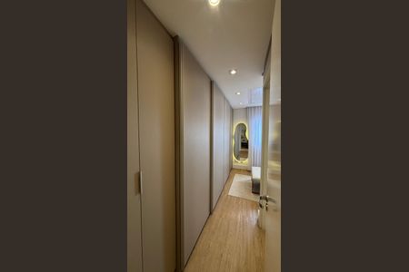 Apartamento à venda com 92m², 3 quartos e 2 vagas Apartamento à venda com 92m², 3 quartos e 2 vagasSuite