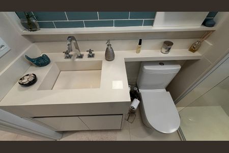 Apartamento à venda com 92m², 3 quartos e 2 vagas Apartamento à venda com 92m², 3 quartos e 2 vagasBanheiro