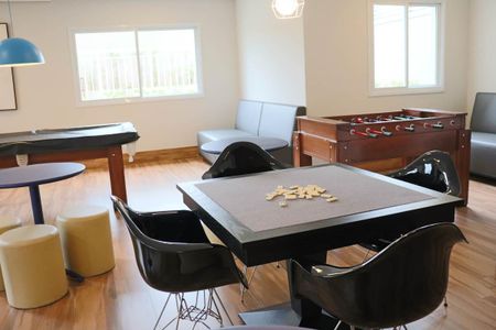 Apartamento à venda com 92m², 3 quartos e 2 vagas Apartamento à venda com 92m², 3 quartos e 2 vagasSalão de jogos