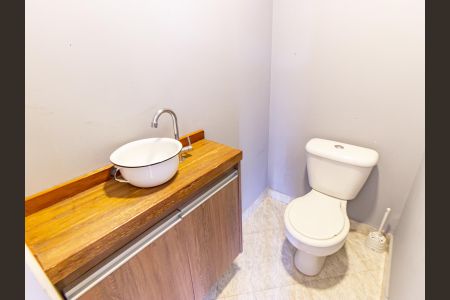 Apartamento à venda com 62m², 3 quartos e 1 vaga Apartamento à venda com 62m², 3 quartos e 1 vagaLavabo