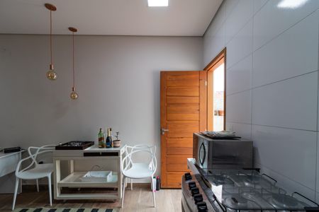 Casa à venda com 100m², 3 quartos e sem vaga Casa à venda com 100m², 3 quartos e sem vagaCozinha