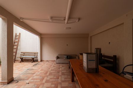 Casa à venda com 100m², 3 quartos e sem vaga Casa à venda com 100m², 3 quartos e sem vagaQuintal