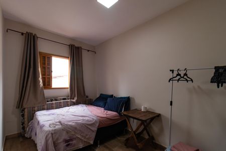 Casa à venda com 100m², 3 quartos e sem vaga Casa à venda com 100m², 3 quartos e sem vagaQuarto 3