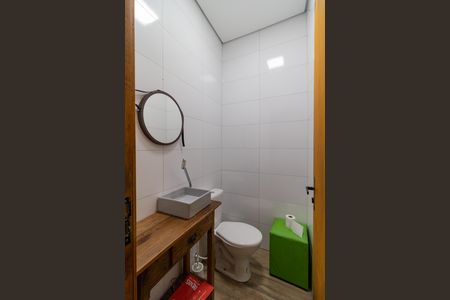 Casa à venda com 100m², 3 quartos e sem vaga Casa à venda com 100m², 3 quartos e sem vagaLavabo