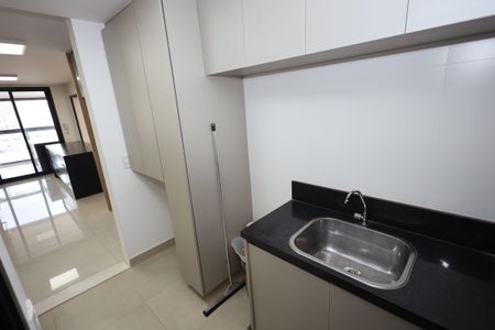 Apartamento para alugar com 216m², 4 quartos e 3 vagasÁrea de Serviço