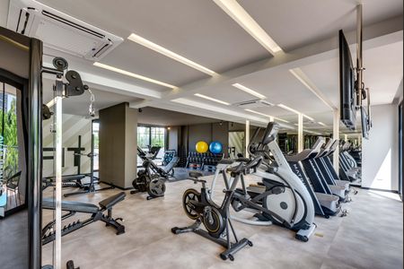 Apartamento para alugar com 216m², 4 quartos e 3 vagas Apartamento para alugar com 216m², 4 quartos e 3 vagasÁrea comum - Academia