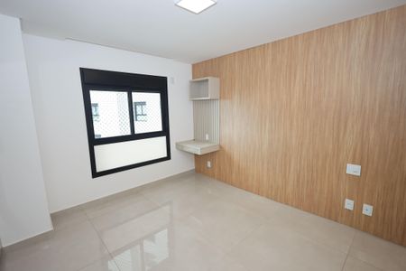 Apartamento para alugar com 216m², 4 quartos e 3 vagasQuarto 4