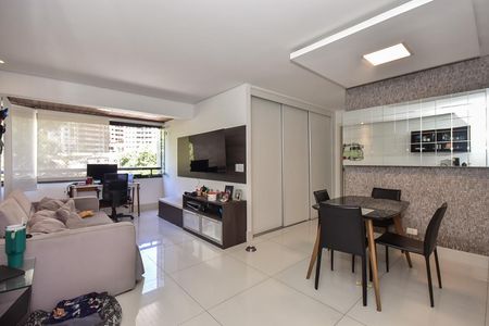 Sala de apartamento à venda com 2 quartos, 70m² em Vila Andrade, São Paulo