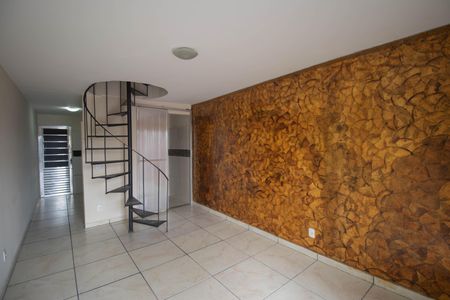 Apartamento para alugar com 57m², 2 quartos e 1 vaga Apartamento para alugar com 57m², 2 quartos e 1 vagaSala