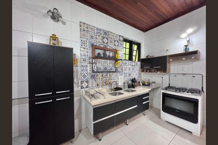 Casa à venda com 4000m², 8 quartos e 10 vagasCozinha