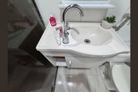 Casa à venda com 4000m², 8 quartos e 10 vagasDependência - Banheiro