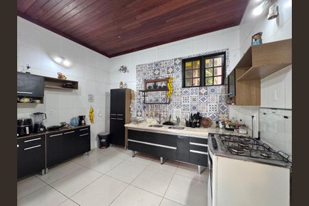 Casa à venda com 4000m², 8 quartos e 10 vagasCozinha