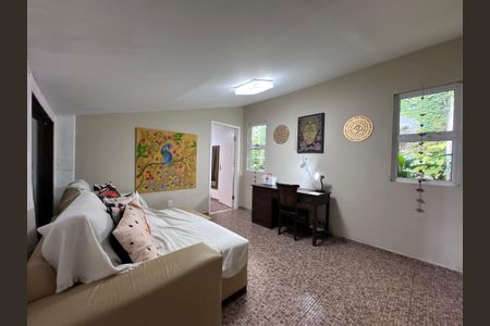 Casa à venda com 4000m², 8 quartos e 10 vagasHall Íntimo