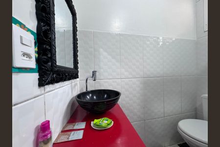 Casa à venda com 4000m², 8 quartos e 10 vagasBanheiro Social