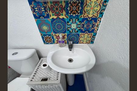 Casa à venda com 4000m², 8 quartos e 10 vagasEdícula - Suíte 1 - Banheiro