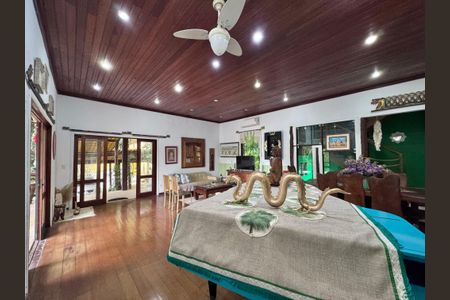 Sala de casa à venda com 8 quartos, 4000m² em Vargem Grande, Rio de Janeiro