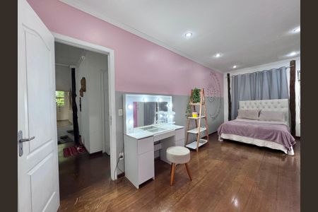 Casa à venda com 4000m², 8 quartos e 10 vagasQuarto 1