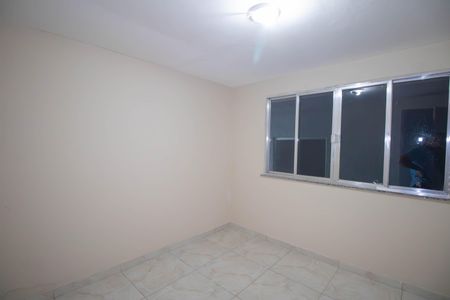 Quarto 1 de apartamento para alugar com 2 quartos, 76m² em Santa Catarina, São Gonçalo
