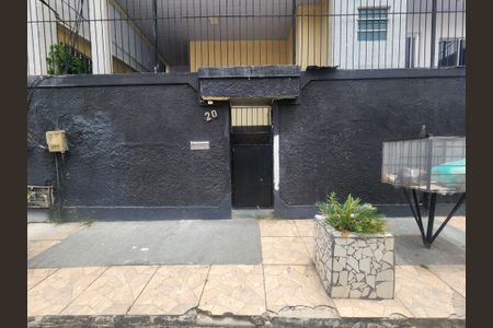 Apartamento para alugar com 76m², 2 quartos e 1 vaga Apartamento para alugar com 76m², 2 quartos e 1 vagaFachada