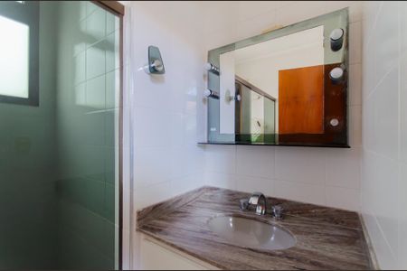 Casa à venda com 360m², 5 quartos e 5 vagasBanheiro da Suíte 3