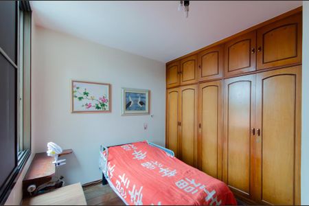 Casa à venda com 360m², 5 quartos e 5 vagasSuíte 4