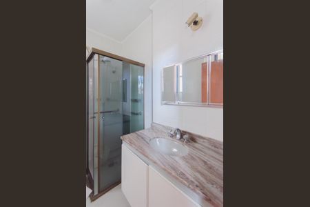 Casa à venda com 360m², 5 quartos e 5 vagasBanheiro da Suíte 1