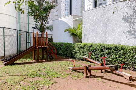 Apartamento à venda com 43m², 2 quartos e sem vagaÁrea comum - Playground