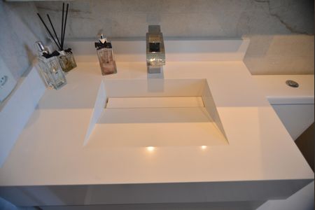 Apartamento à venda com 113m², 2 quartos e 2 vagasBanheiro da Suíte 2