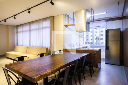 Apartamento à venda com 113m², 2 quartos e 2 vagas Apartamento à venda com 113m², 2 quartos e 2 vagasÁrea comum - Salão de festas