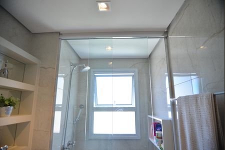 Apartamento à venda com 113m², 2 quartos e 2 vagasBanheiro da Suíte 2