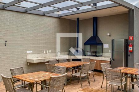 Apartamento à venda com 113m², 2 quartos e 2 vagas Apartamento à venda com 113m², 2 quartos e 2 vagasÁrea comum - Churrasqueira