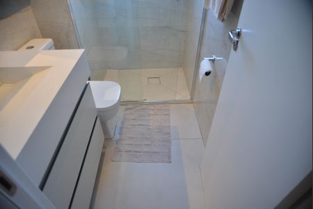 Apartamento à venda com 113m², 2 quartos e 2 vagasBanheiro da Suíte 2