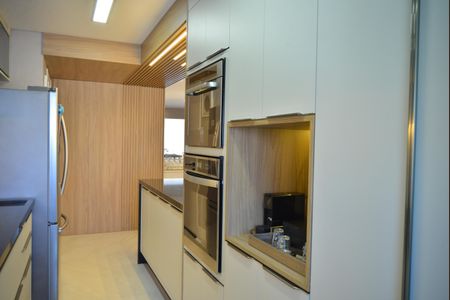 Apartamento à venda com 113m², 2 quartos e 2 vagasCozinha