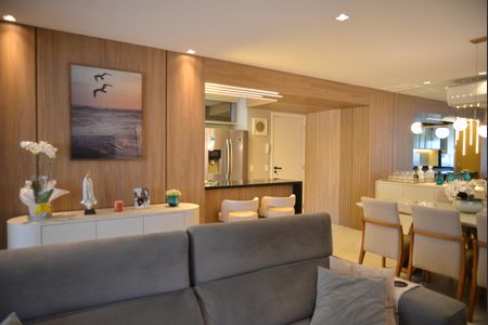 Apartamento à venda com 113m², 2 quartos e 2 vagasSala