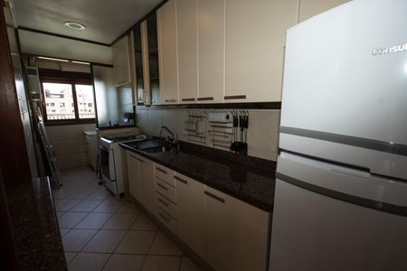 Apartamento à venda com 84m², 2 quartos e 2 vagas Apartamento à venda com 84m², 2 quartos e 2 vagasCozinha