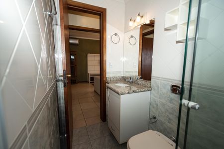 Apartamento à venda com 84m², 2 quartos e 2 vagas Apartamento à venda com 84m², 2 quartos e 2 vagasBanheiro Social