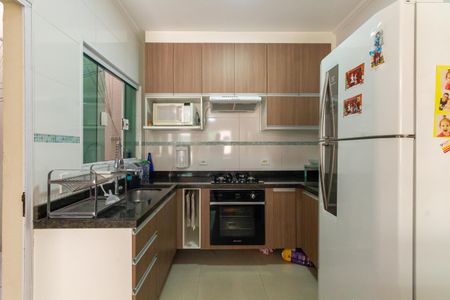 Casa de condomínio à venda com 75m², 2 quartos e 2 vagasCozinha 