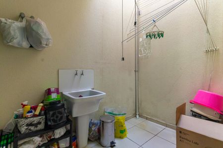 Casa de condomínio à venda com 75m², 2 quartos e 2 vagasÁrea de Serviço