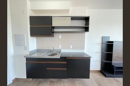 Studio para alugar com 32m², 1 quarto e sem vaga Studio para alugar com 32m², 1 quarto e sem vagaStudio
