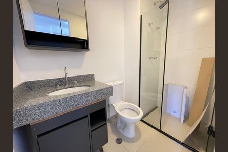 Studio para alugar com 32m², 1 quarto e sem vaga Studio para alugar com 32m², 1 quarto e sem vagaBanheiro