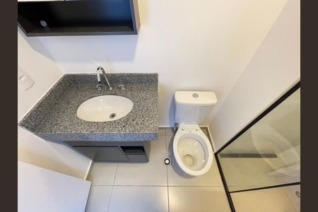 Studio para alugar com 32m², 1 quarto e sem vaga Studio para alugar com 32m², 1 quarto e sem vagaBanheiro