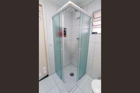 Apartamento à venda com 56m², 2 quartos e 1 vagaBanheiro Detalhe