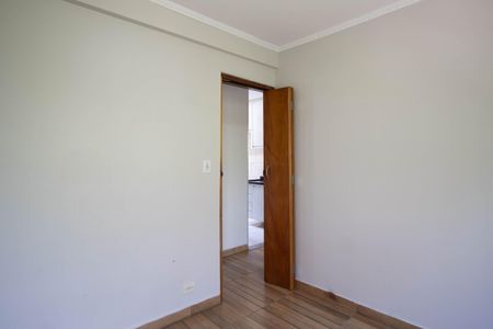 Quarto 1 de apartamento para alugar com 2 quartos, 45m² em Jardim São Jorge, São Paulo