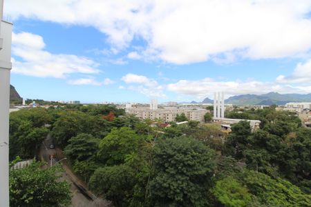 Apartamento à venda com 44m², 2 quartos e 1 vagaQuarto 2 - Vista