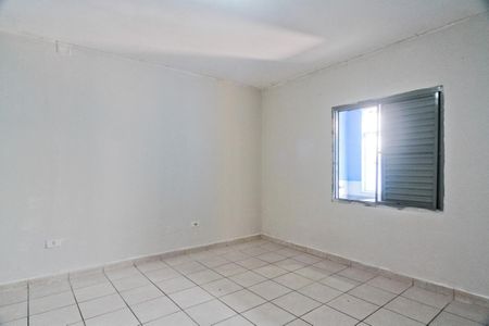 Casa para alugar com 57m², 2 quartos e sem vaga Casa para alugar com 57m², 2 quartos e sem vagaSuíte