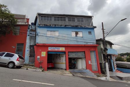 Casa para alugar com 57m², 2 quartos e sem vaga Casa para alugar com 57m², 2 quartos e sem vagaFachada + placa