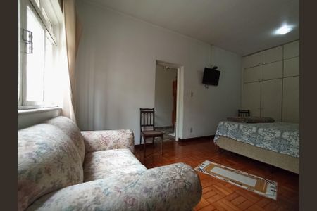 Casa de condomínio à venda com 615m², 3 quartos e 4 vagas