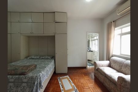 Casa de condomínio à venda com 615m², 3 quartos e 4 vagas