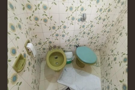 Casa de condomínio à venda com 615m², 3 quartos e 4 vagas